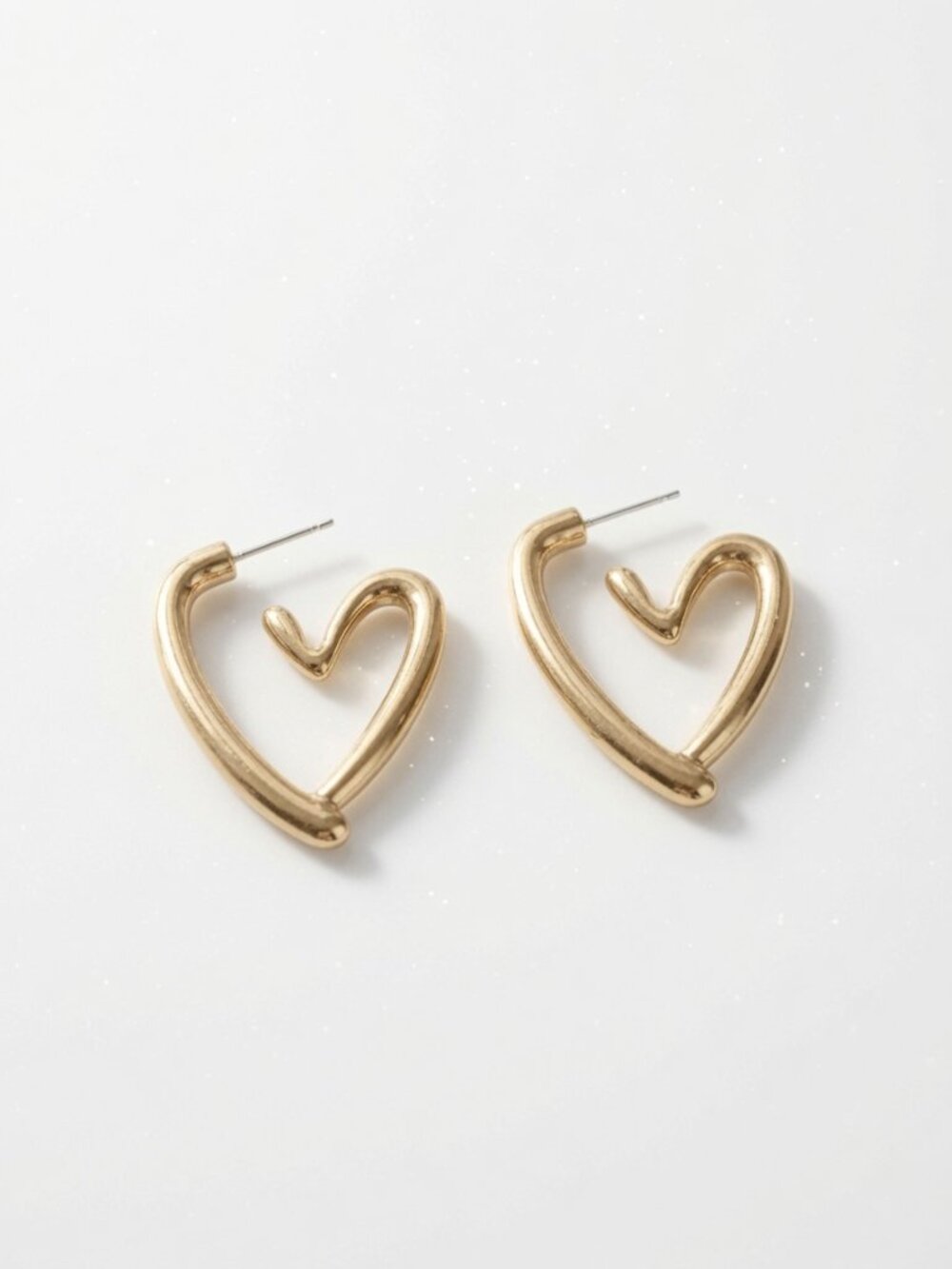 Brand New Heart Stud Earrings